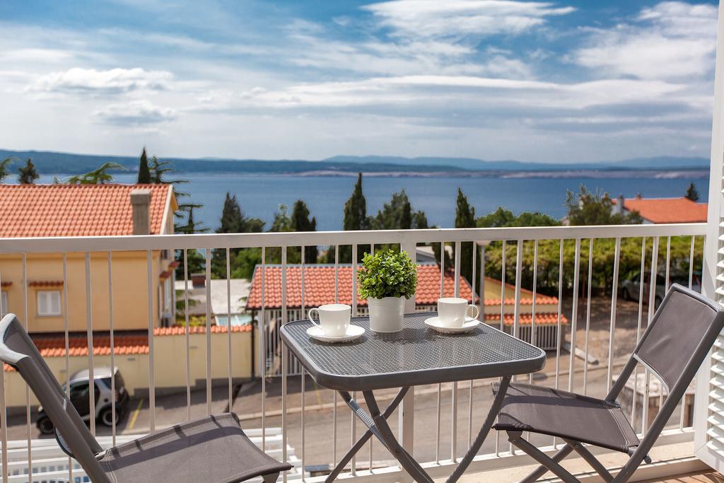 Apartments Casa Bianca Crikvenica Buitenkant foto