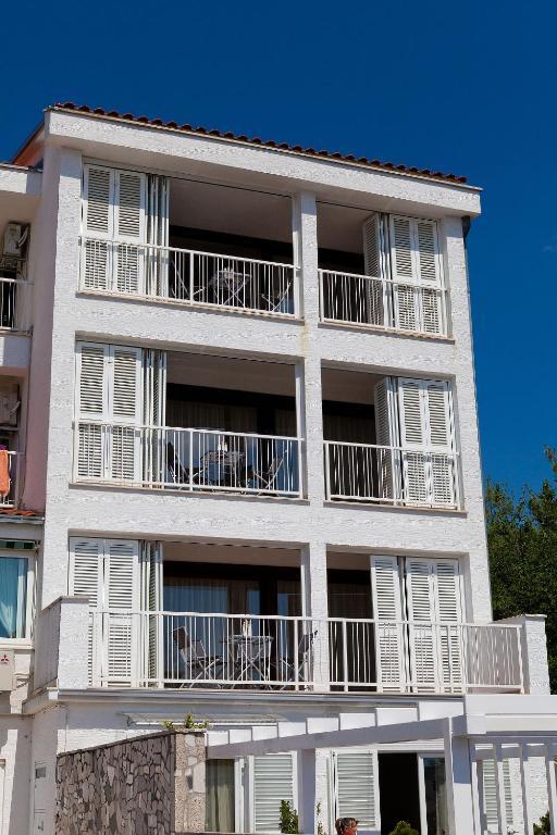 Apartments Casa Bianca Crikvenica Buitenkant foto